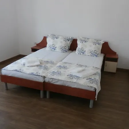 Aleksandrovo Apartments *